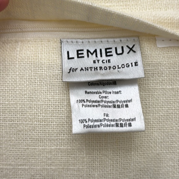 Anthropologie Lemieux et Cie Hooked Colombe Pillow covers set of 2 - Picture 6 of 7